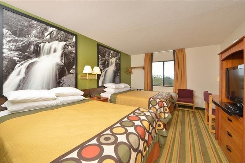 Hotel Super 8 By Wyndham Bedford Exteriér fotografie